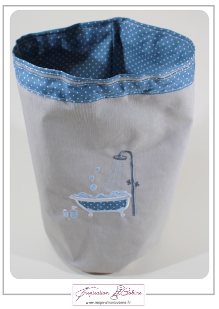 Trousse de toilette ronde
