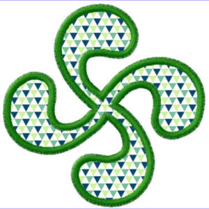 027 - Croix basque en applique