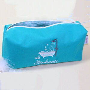 Trousse de toilette bords carrés